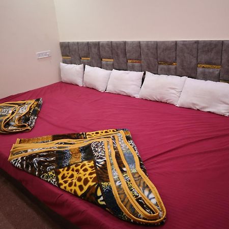 Hotel Shree Kalbhairav Kripa Уджайн Екстериор снимка